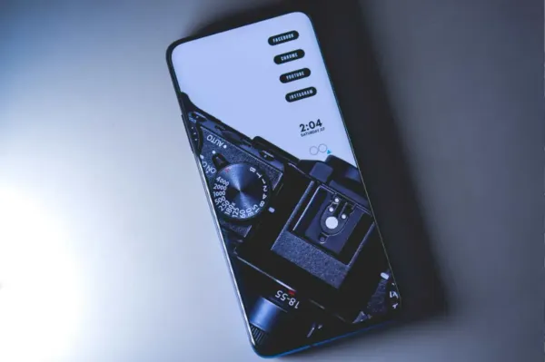 Nálepky a fólie na dotykové mobily